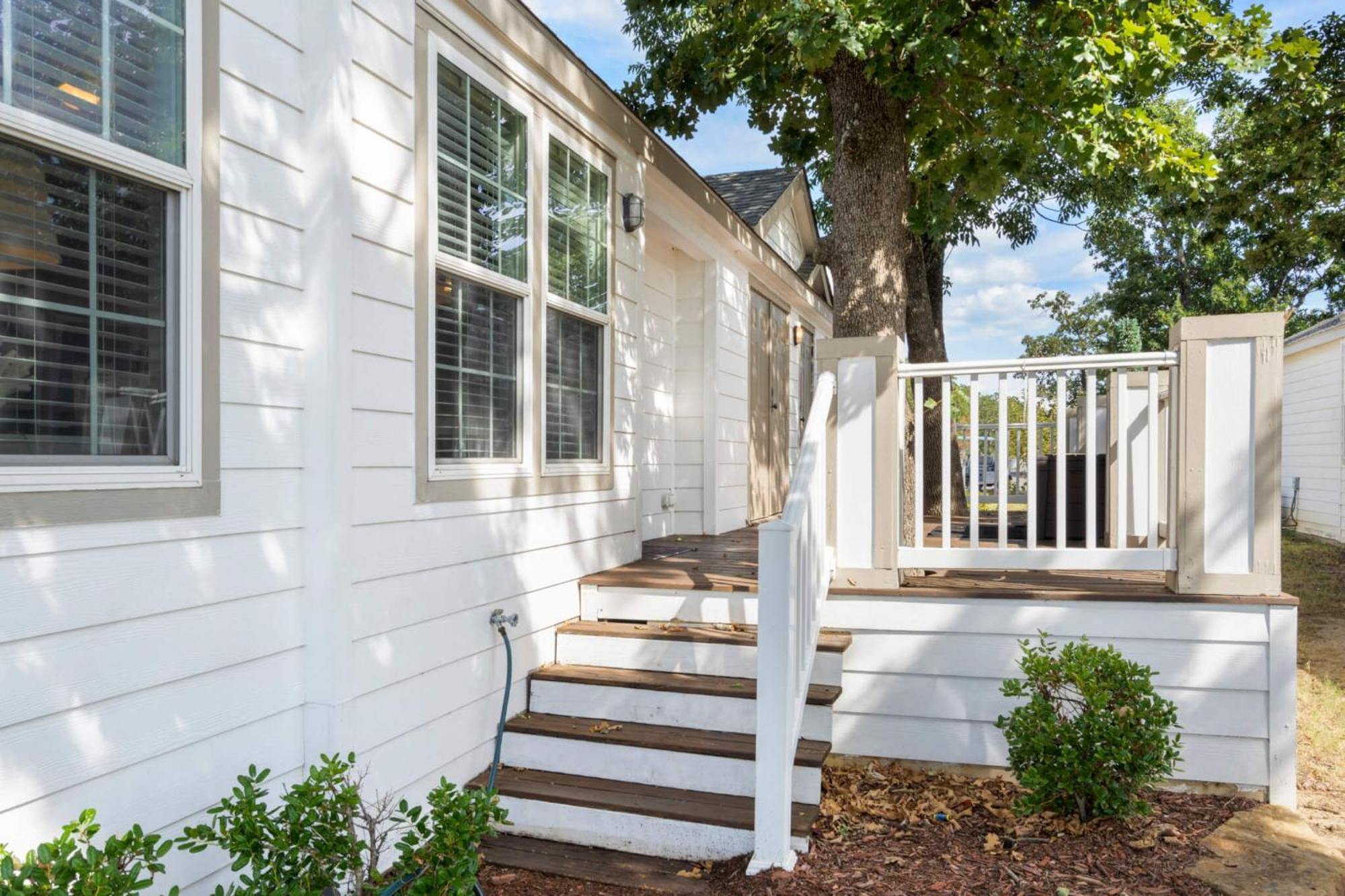 Crosstimbers Marina And Cottages Sperry Exterior foto